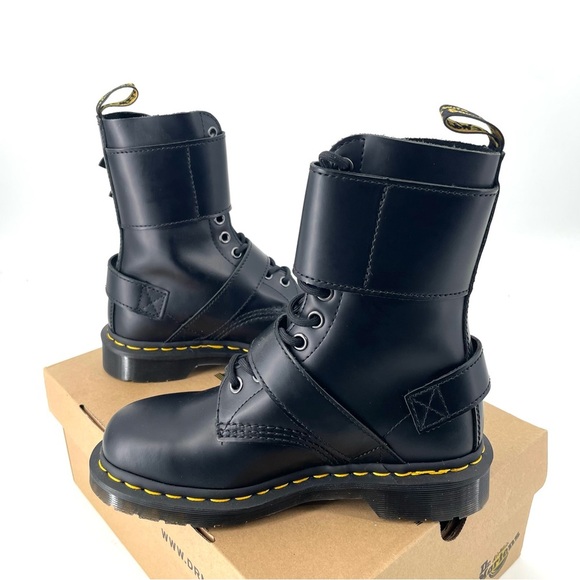 Dr. Martens NEW 1490 Joska Smooth Harness Black Lace Up 10 Eyelet Combat Boot - Picture 6 of 10